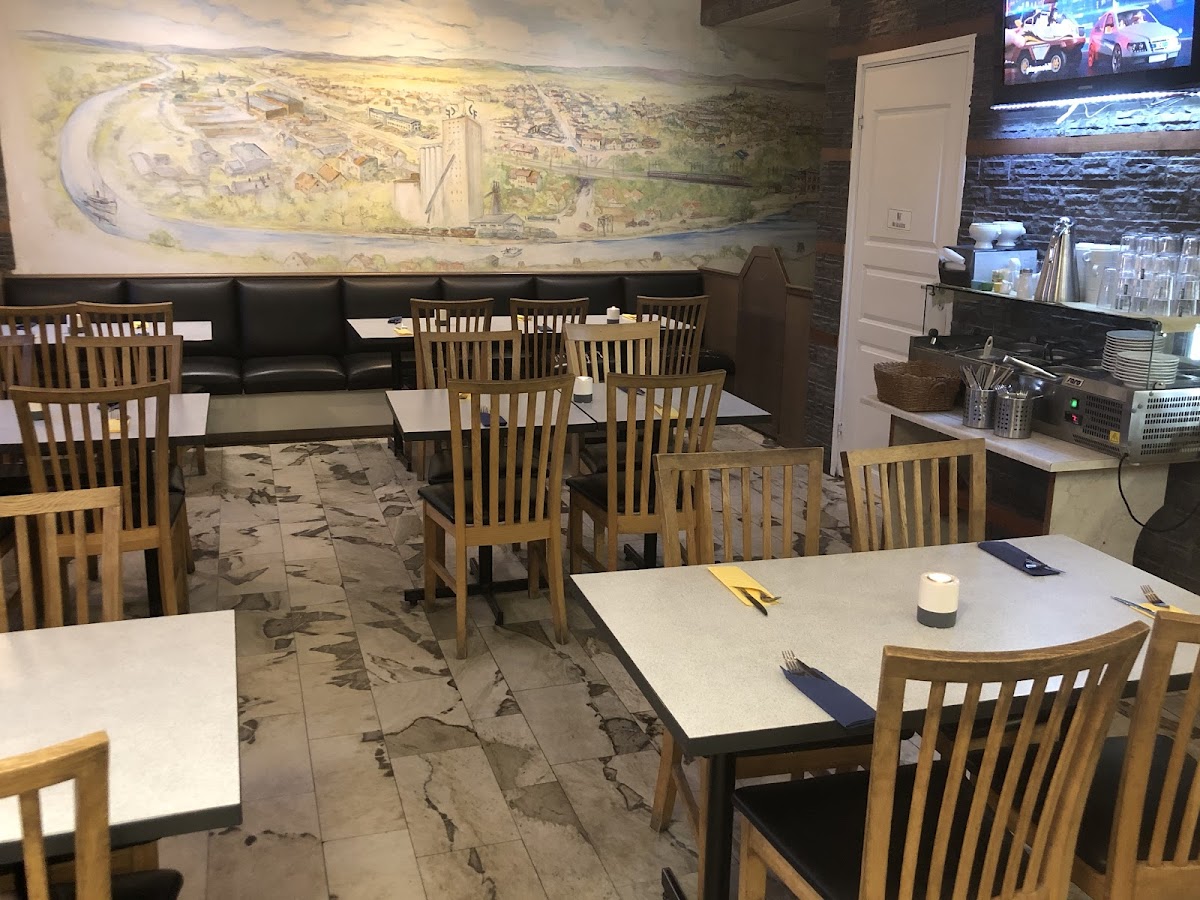 Pizzeria& Restaurang Montana